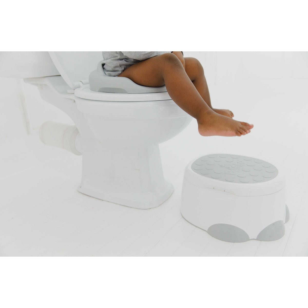 bumbo-step-n-potty-grey- (6)